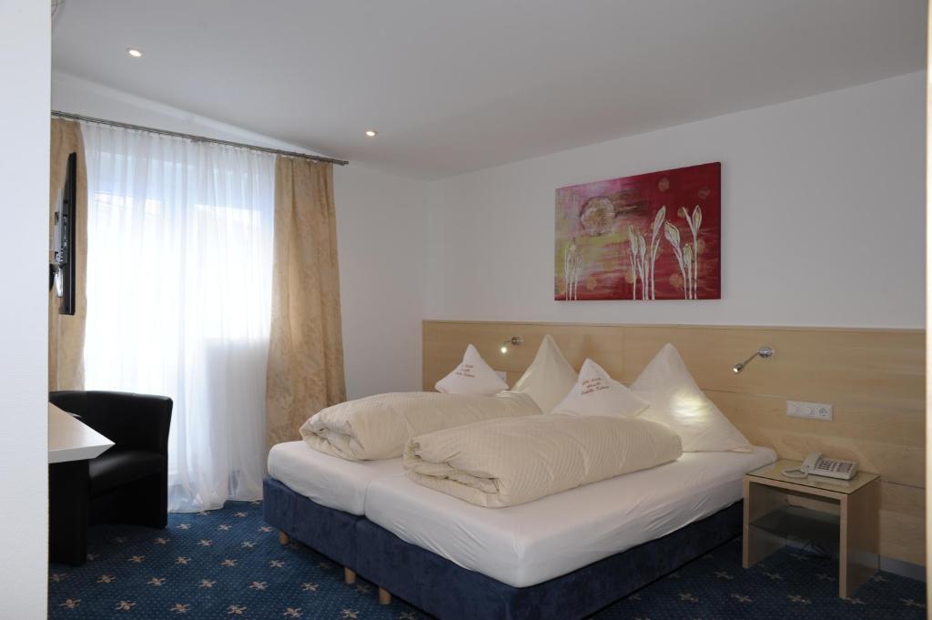 Hotel-Restaurant Steuermann Karlsruhe Room photo